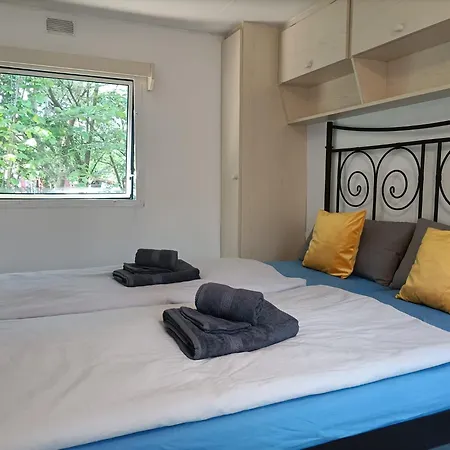 Tinyhaus Idyllisch Am Waldesrand كوتبوس