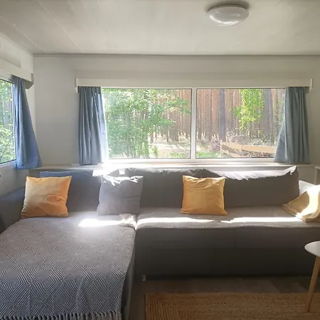 Tinyhaus Idyllisch Am Waldesrand مكان تخييم