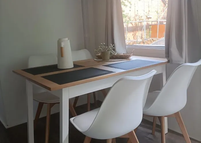 Tinyhaus Idyllisch Am Waldesrand Camping